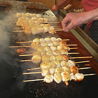 Jacobsmuscheln auf dem Grill